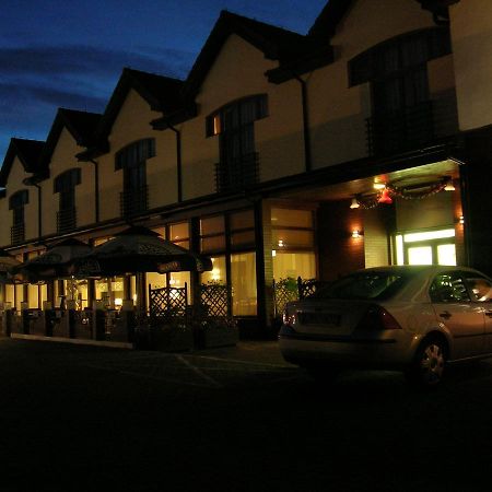 Hotel Sens Mierzyn  Bagian luar foto