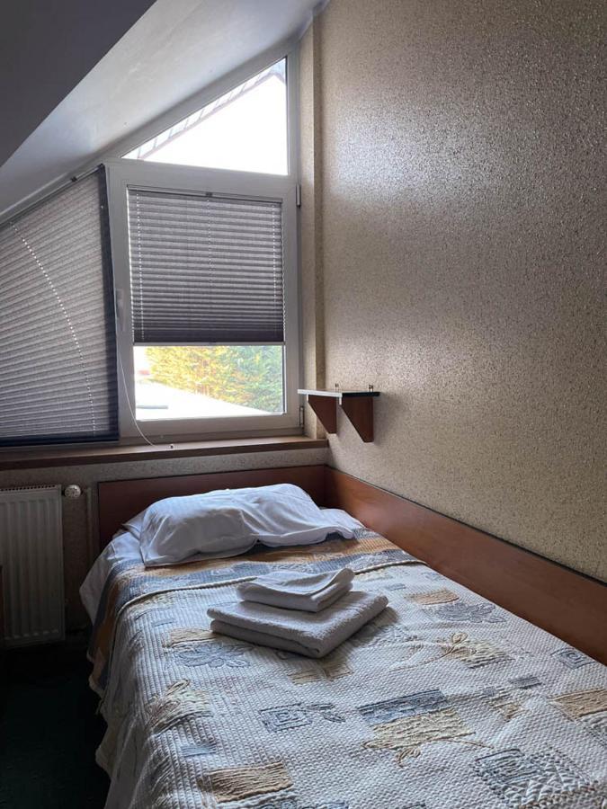 Hotel Sens Mierzyn  Bagian luar foto