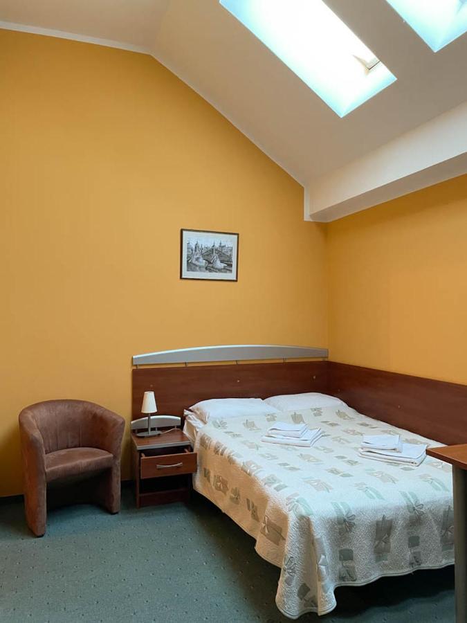 Hotel Sens Mierzyn  Bagian luar foto