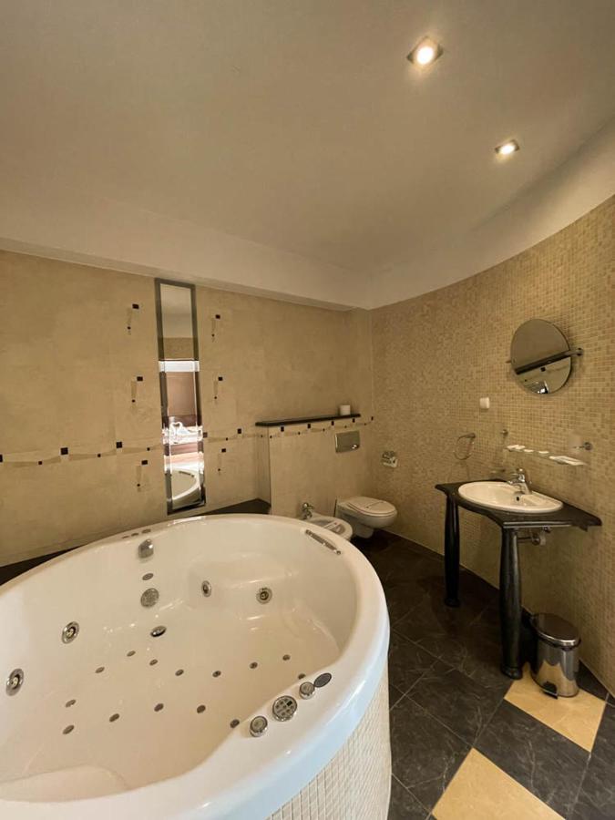 Hotel Sens Mierzyn  Bagian luar foto