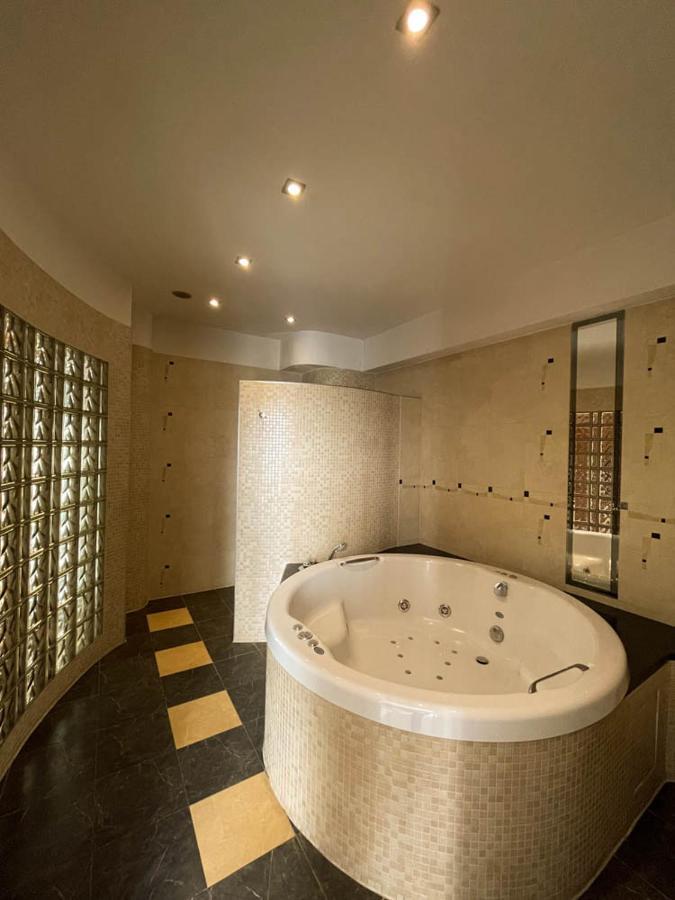 Hotel Sens Mierzyn  Bagian luar foto